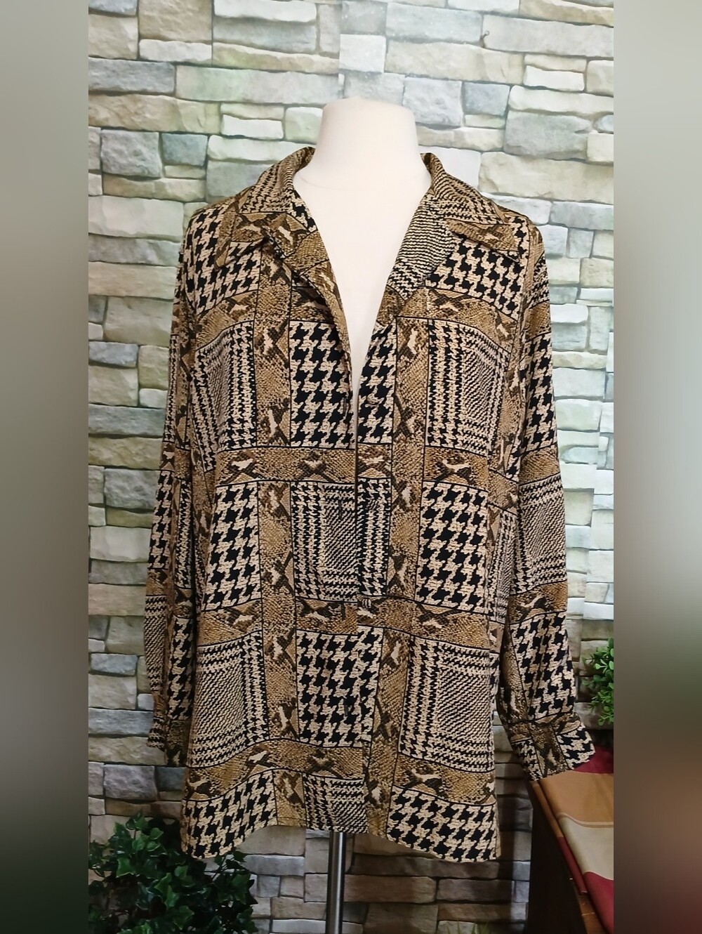 Jordan Patchwork Size 16 Houndstooth Button-Down Shirt Black & Tan